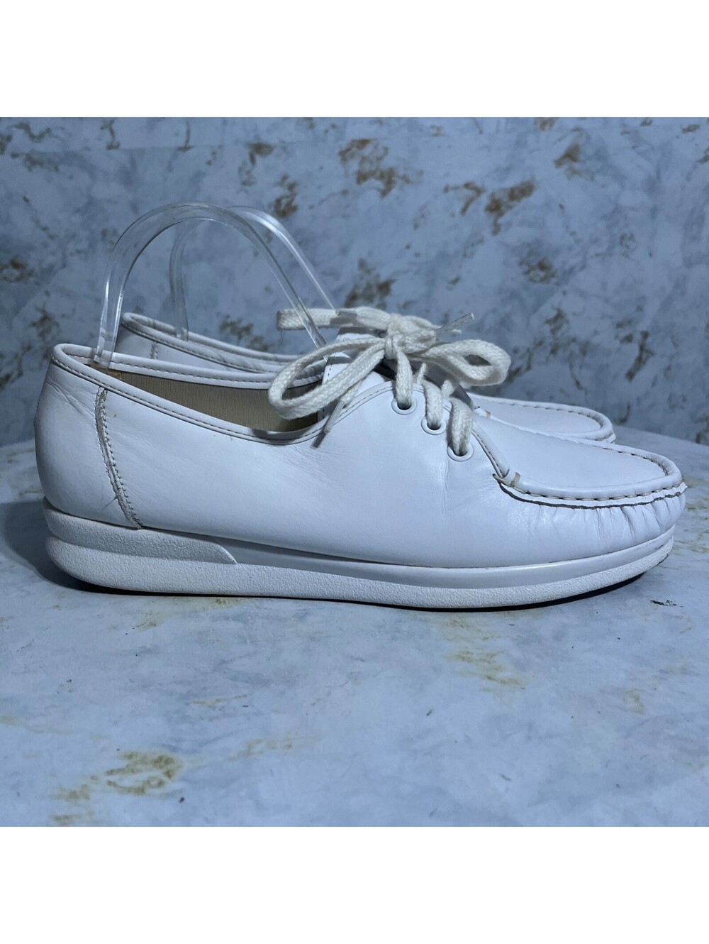 Nurse Mates Women's Size 10 Wide Shoes White Leather Comfort Walking Moccasins
